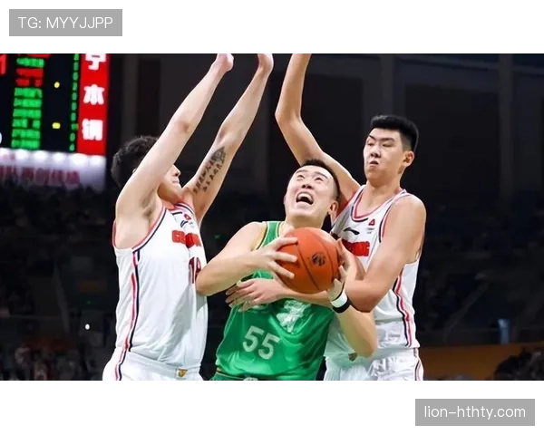 篮球比赛中判罚优先级规则如何影响比赛结果？